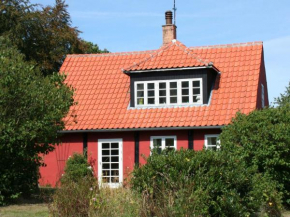 Three-Bedroom Holiday home in Svaneke 1 in Svaneke